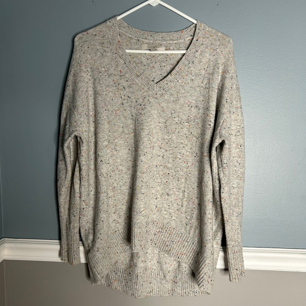 LOFT oversized Gray‎ Speckled V-Neck Long Sleeve Sweater Women's Size S